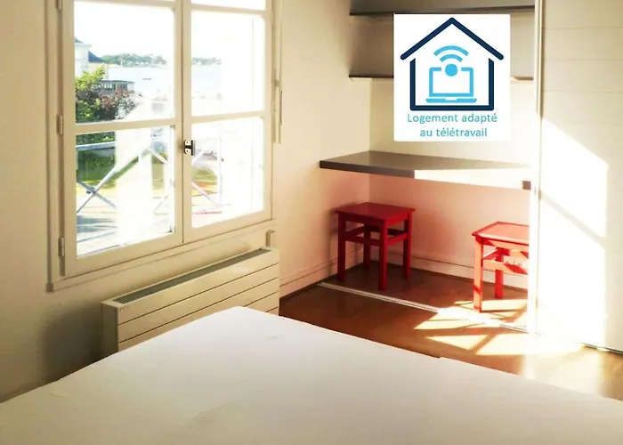 Le Skipper - Les De La Cote D'amour لو كروازيك